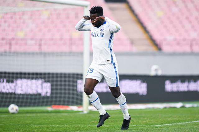 【中超】奥斯卡两球 沧州2比0战胜大连人提前保级