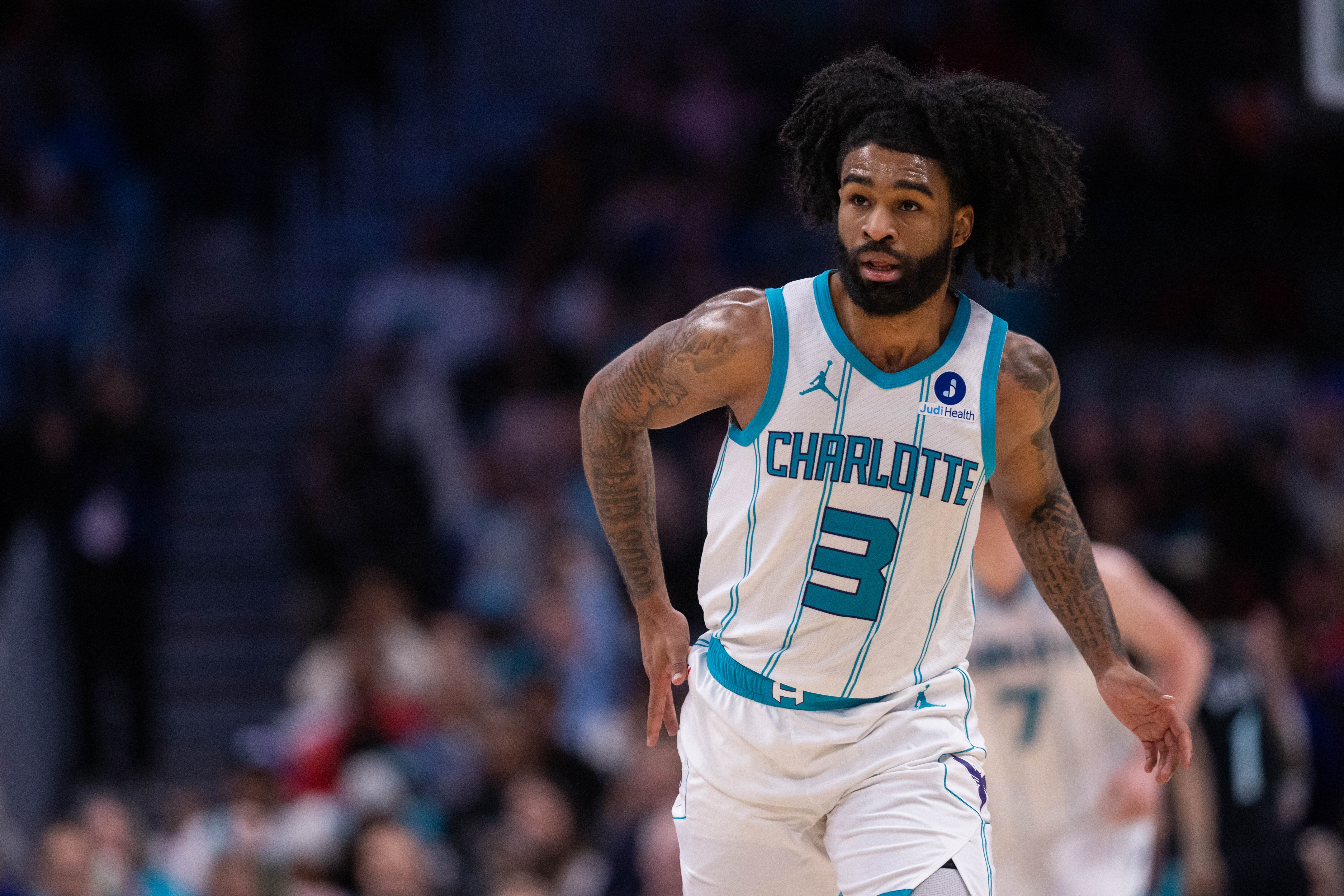 黄蜂主帅：科比·怀特有特别价值 多了一个持球点和进攻发起者