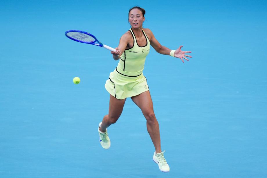 博鱼电竞-郑钦文0-2不敌萨巴伦卡 无缘WTA迈阿密站女单八强